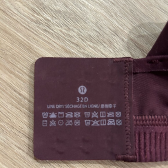 Lulu lemon sports bra 32D - Picture 3 of 5